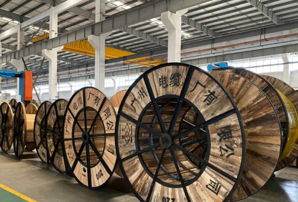 廣州電纜廠共享幾個對假冒偽劣電線電纜的識別方法.jpg 廣州電纜廠共享幾個對假冒偽劣電線電纜的識別方法.jpg